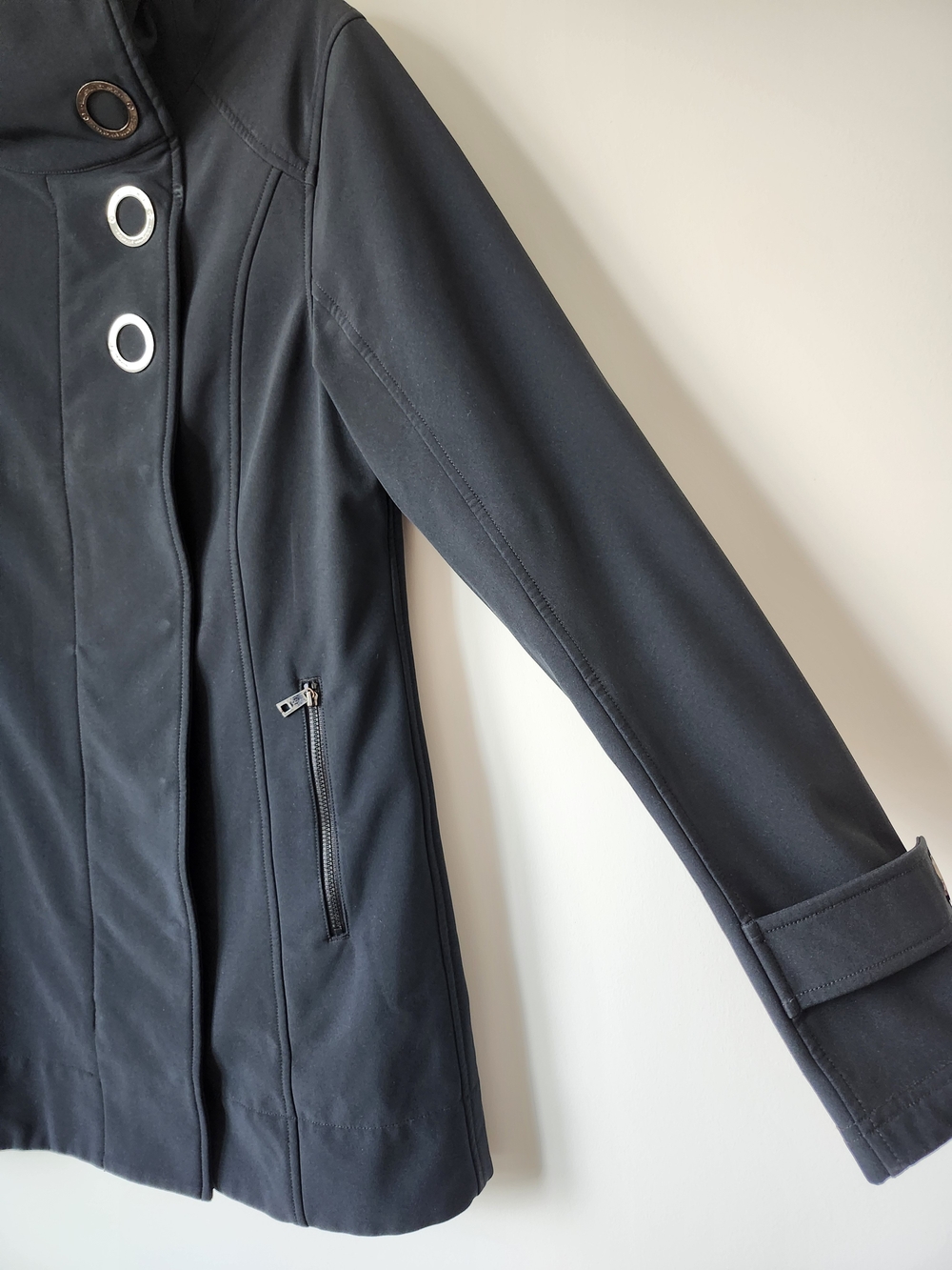Lululemon Black Audrey Soft Shell Long Jacket Zipper & Snaps Pocket - Picture 6 of 15